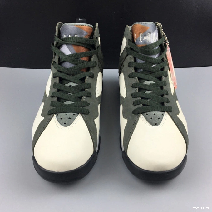 X “ICICLE” 7 AIR PATTA AT3375-100 JORDAN 1222